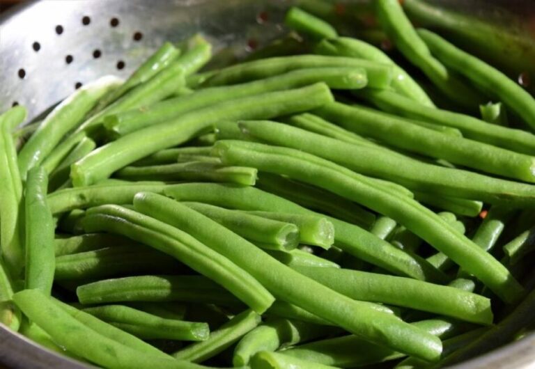 Jak oszczędzić czas podczas obierania fasolki szparagowej